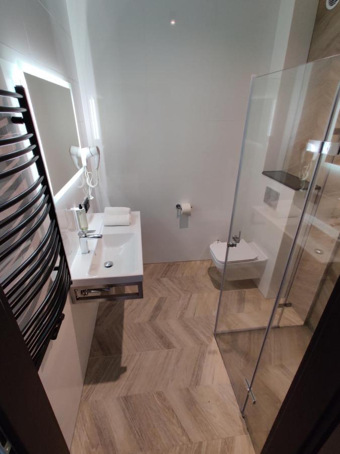 Bed and breakfast Nowe M4 Centrum - Blisko Suntago Zyrardow